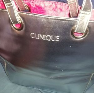 CLINIQUE bag perfect for summer!!